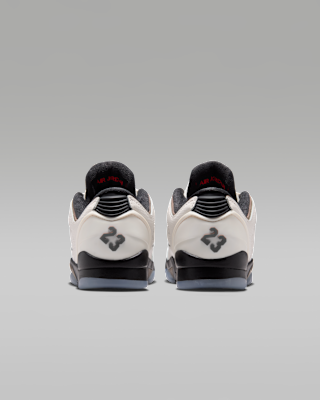 NIKE公式】エア ジョーダン シックスティ プラス LOW ジュニアシューズ